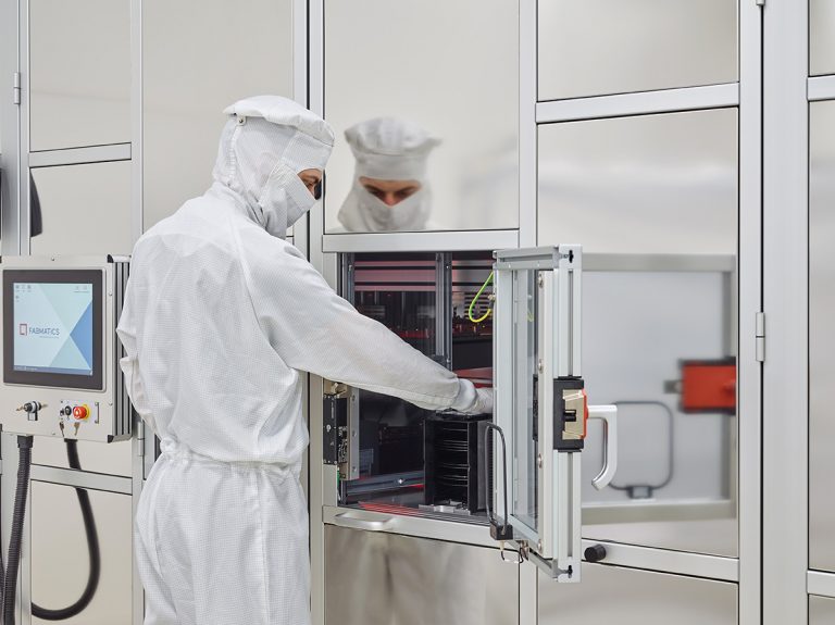 Test Wafer Center in cleanroom